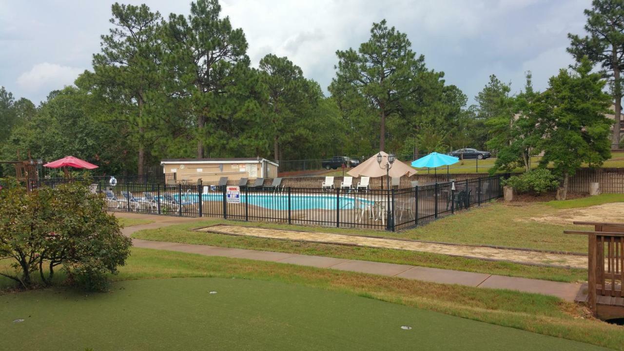 Carolina Pine Inn Near Southern Pines-Pinehurst Pinebluff Exteriér fotografie